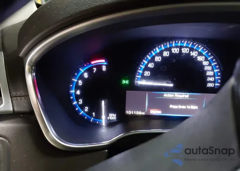 2015 Cadillac Srx Luxury Collection z USA, uszkodzony, nr VIN 3GYFNEE35FS587108